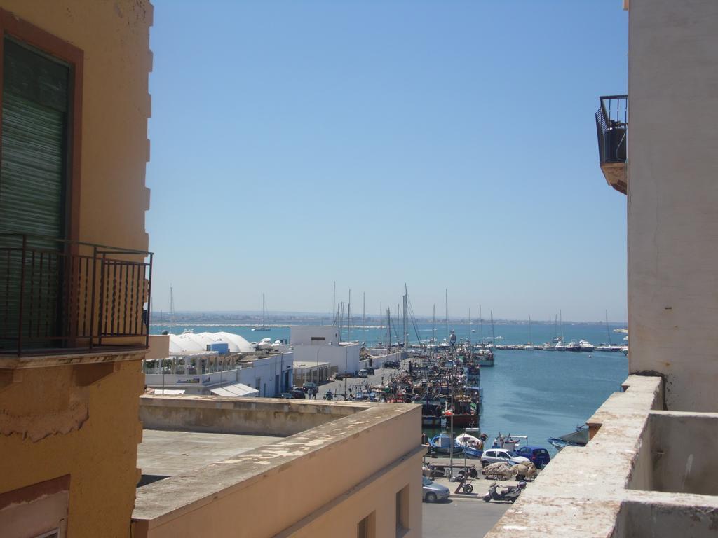 Appartamento Stella Del Mare Trapani Habitación foto